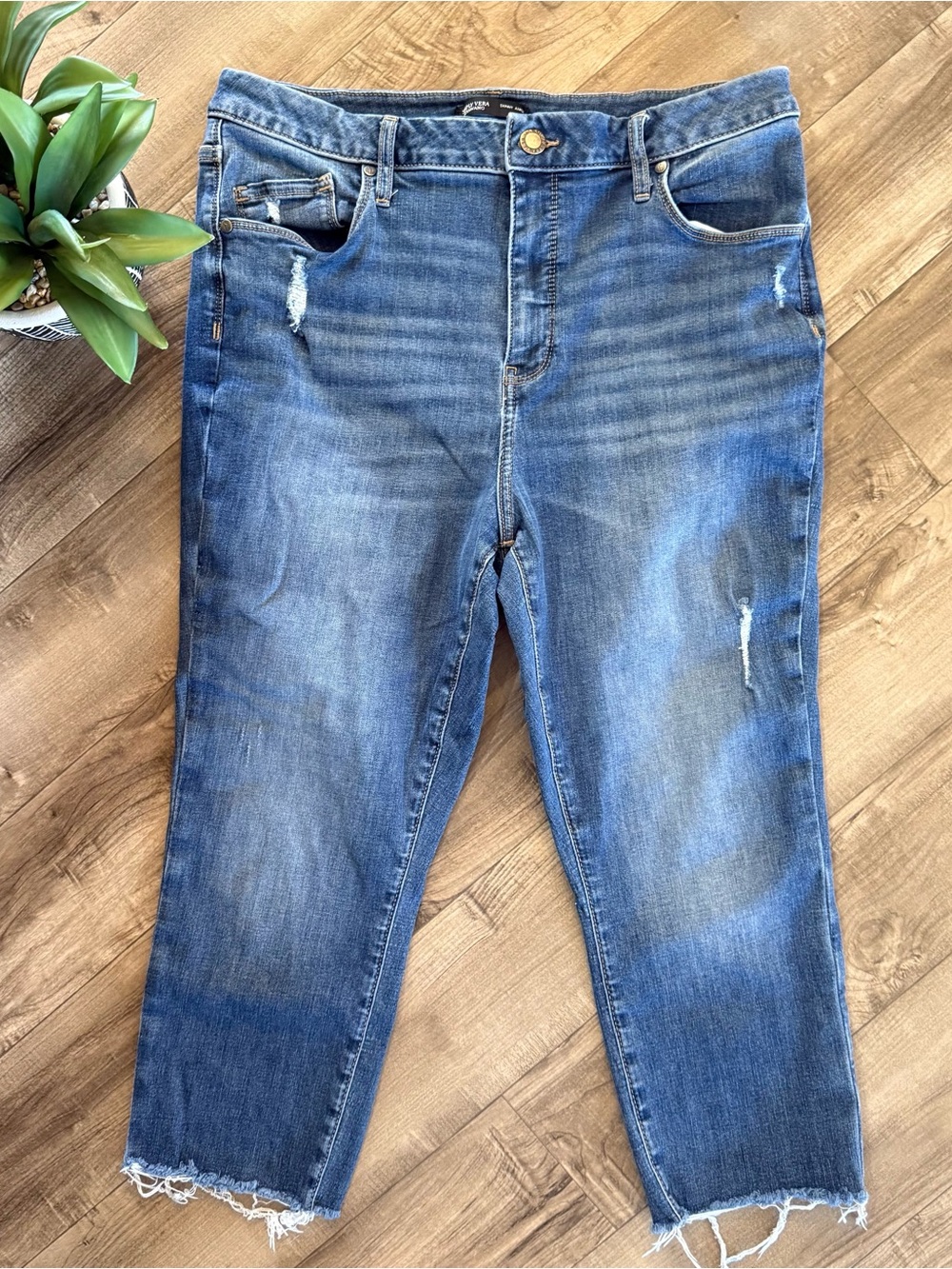 Simply Vera Wang Ankle Skinny jeans size 16